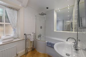 Photo 16- click for photo gallery